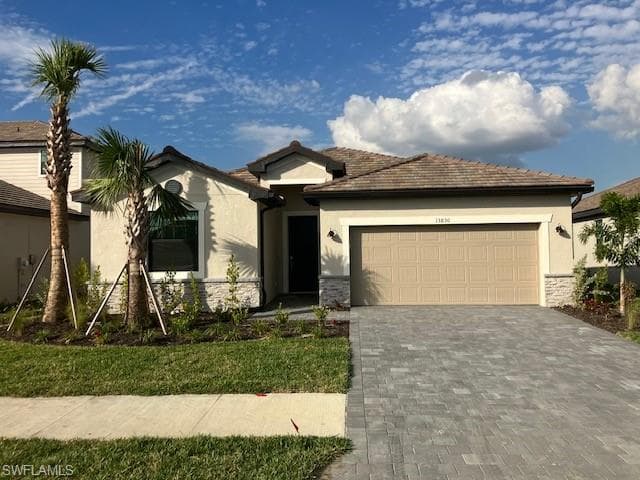 13830 Hunter Oak DR FORT MYERS, FL 33913