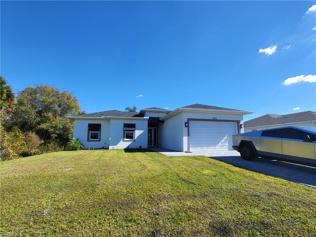 6022 Thrush AVE FORT MYERS, FL 33905