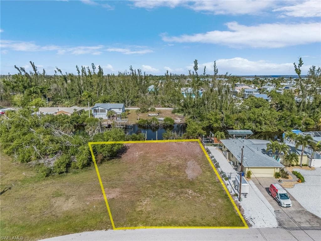 5260 Genesee PKWY BOKEELIA, FL 33922