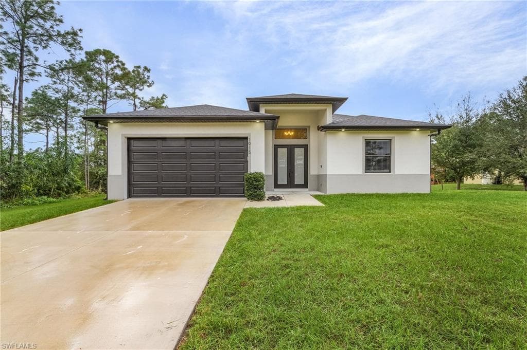 1915 Sunniland BLVD LEHIGH ACRES, FL 33971