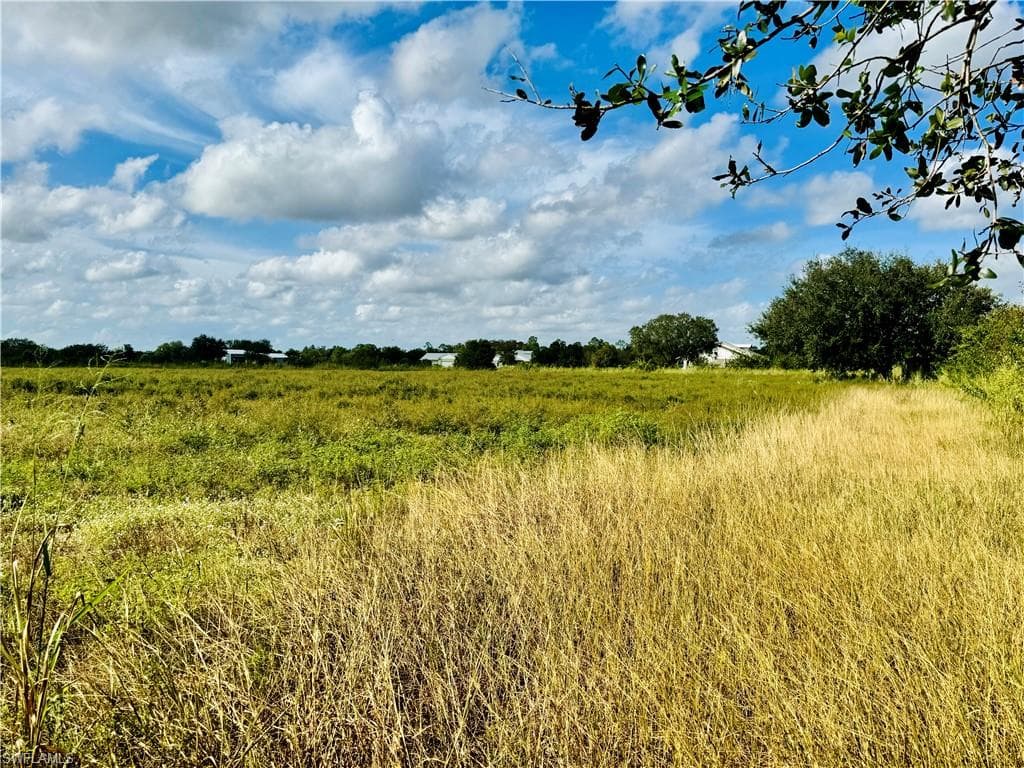 3400 Packinghouse RD ALVA, FL 33920