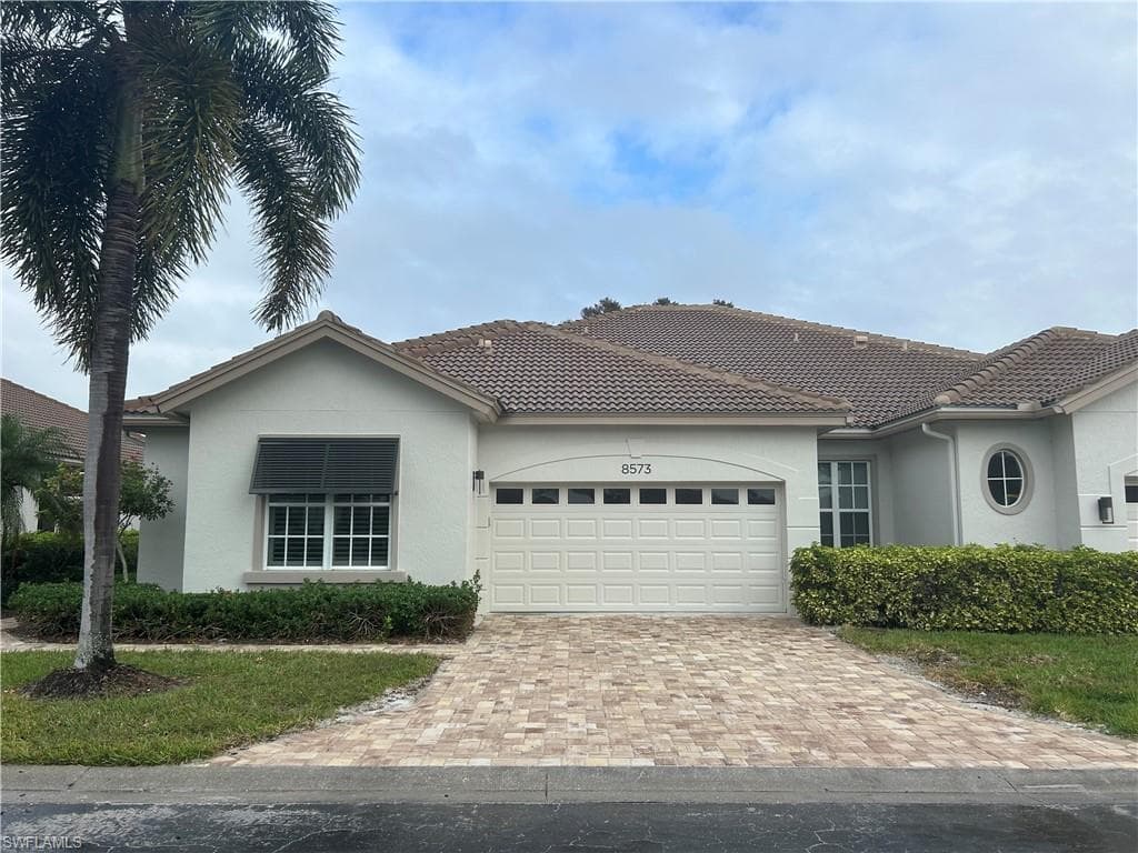 8573 Fairway Bend DR ESTERO, FL 33967
