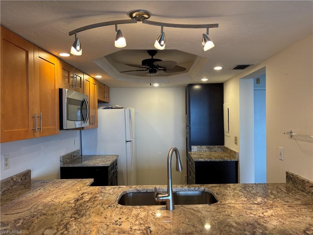 3490 N Key DR 113 NORTH FORT MYERS, FL 33903