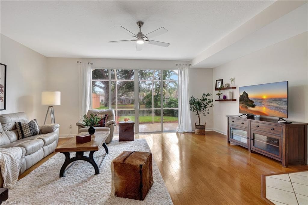 5673 Cove CIR 48 NAPLES, FL 34119