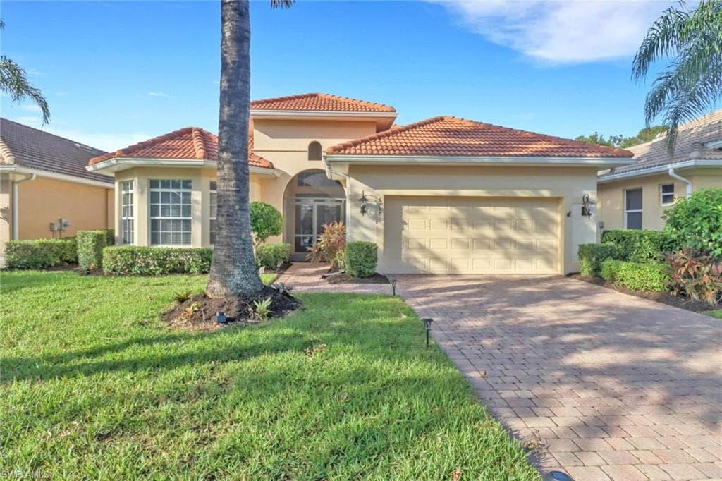 6757 Bent Grass DR NAPLES, FL 34113