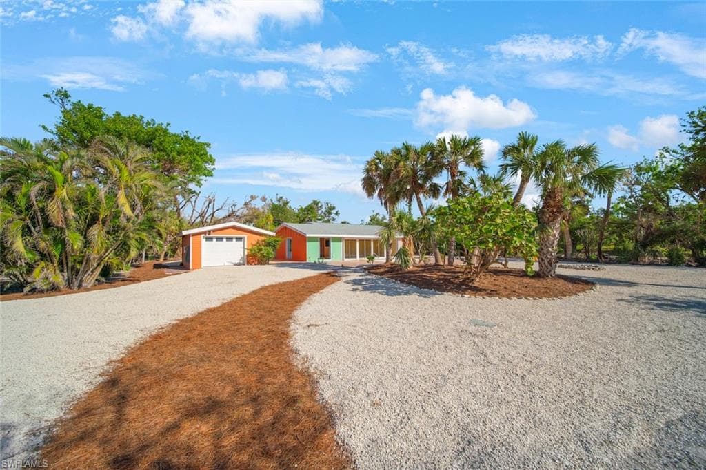 490 + 460 Old Trail RD SANIBEL, FL 33957