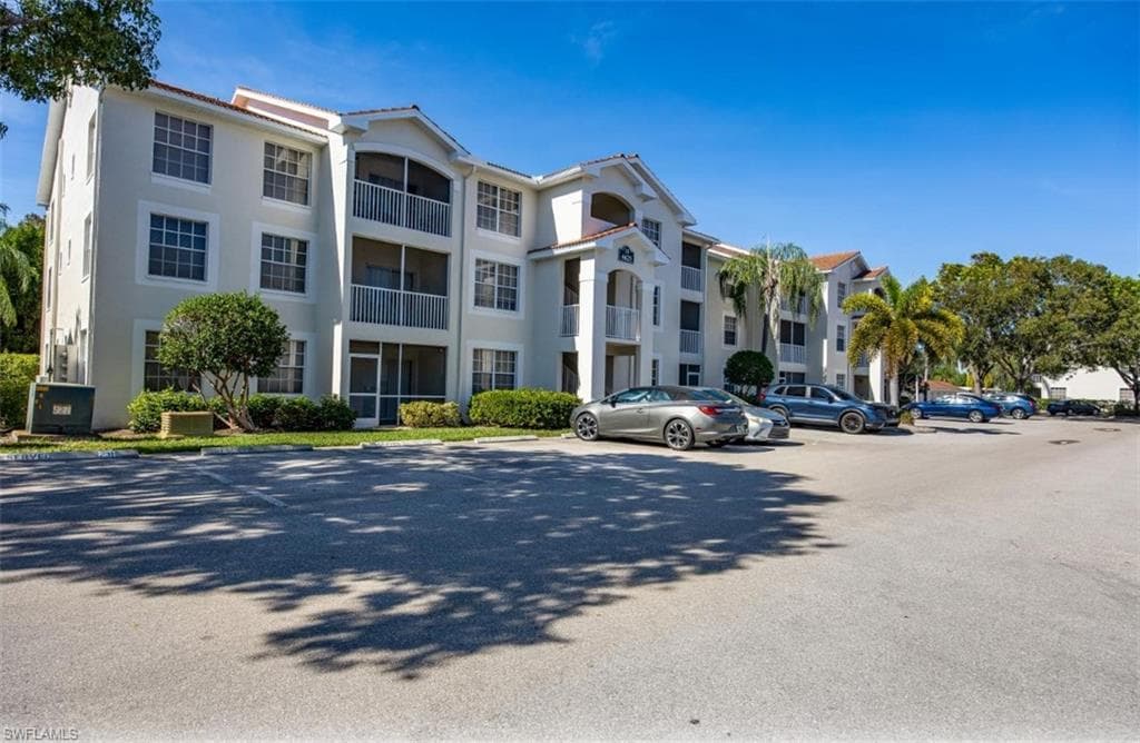 4625 Saint Croix LN 1132 NAPLES, FL 34109