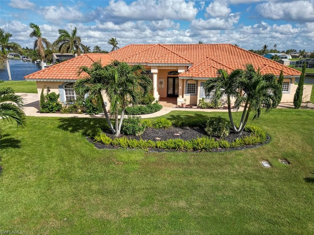 4401 SE 8th PL CAPE CORAL, FL 33904