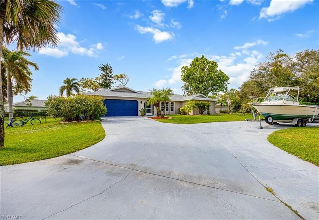 27010 Flossmoor DR BONITA SPRINGS, FL 34135