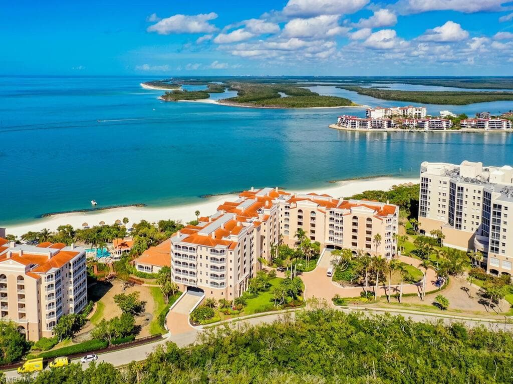 3000 Royal Marco WAY 3-618 MARCO ISLAND, FL 34145