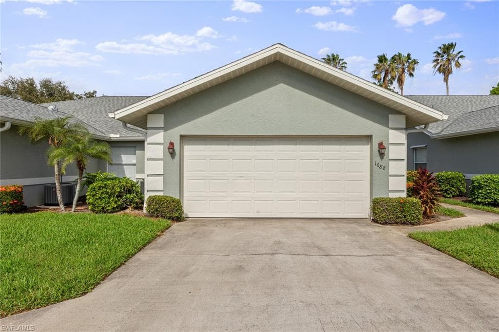 1688 Royal CIR 402 NAPLES, FL 34112