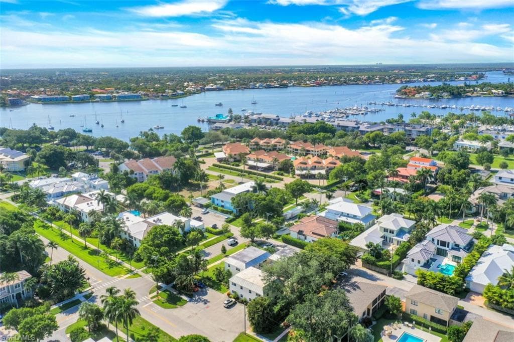 780 10th AVE S 5 NAPLES, FL 34102