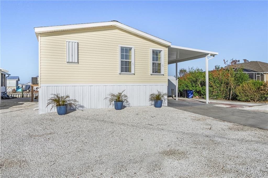 3171 York RD ST. JAMES CITY, FL 33956