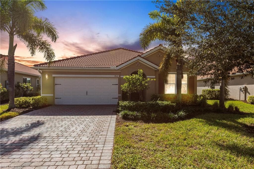 3345 Apple Blossom DR ALVA, FL 33920