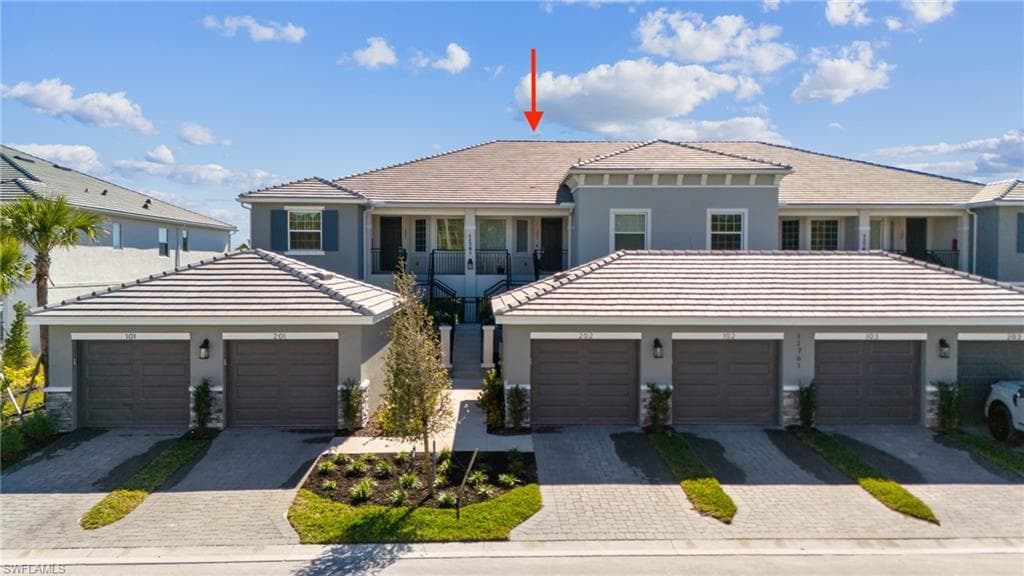 11761 Venetian Lagoon DR 202 FORT MYERS, FL 33913