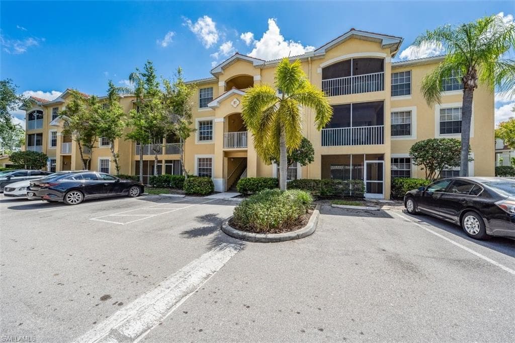 4610 Saint Croix LN 1014 NAPLES, FL 34109