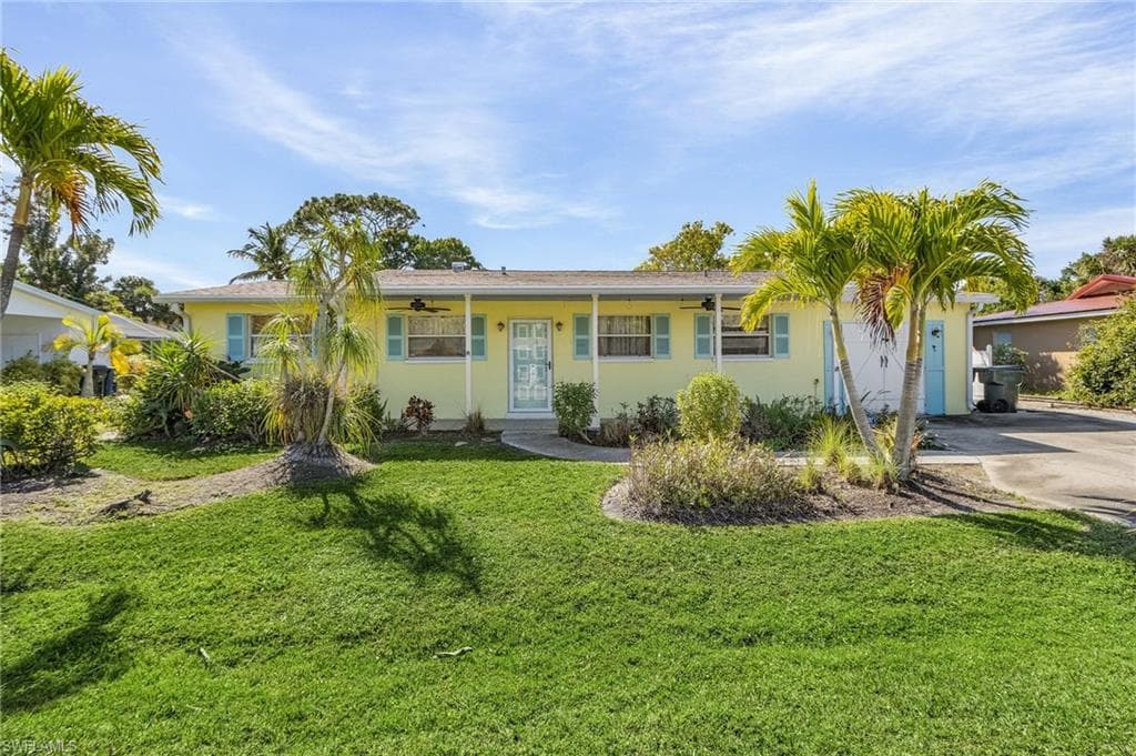 834 Lake McGregor DR FORT MYERS, FL 33919