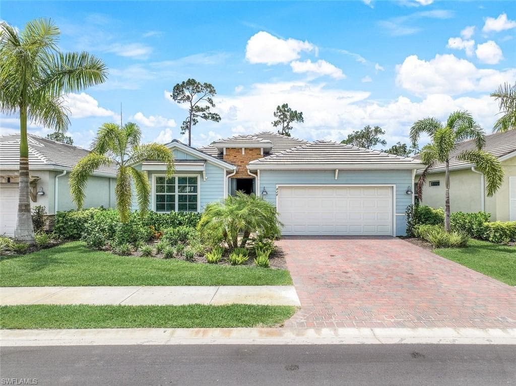 424 Polihale WAY NAPLES, FL 34114