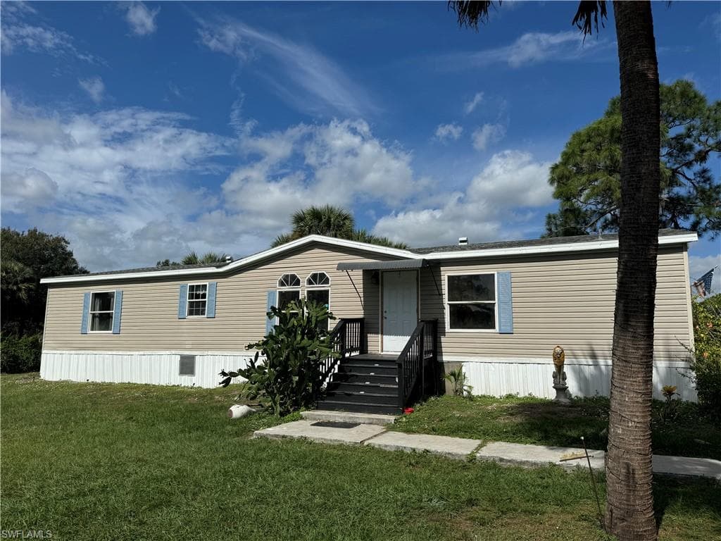 680 E Paso Fino CIR CLEWISTON, FL 33440