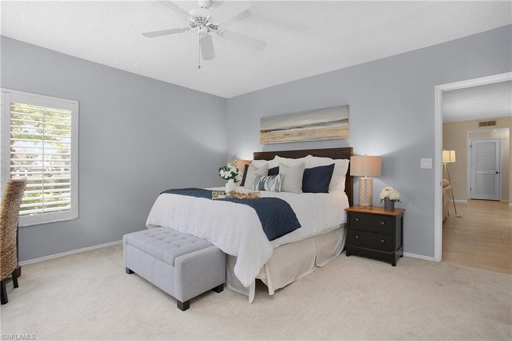 5815 Glencove DR 1202 NAPLES, FL 34108