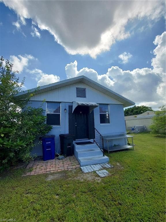 206 Danley DR 208 FORT MYERS, FL 33907