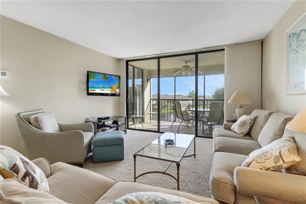 4200 Steamboat BEND 504 FORT MYERS, FL 33919