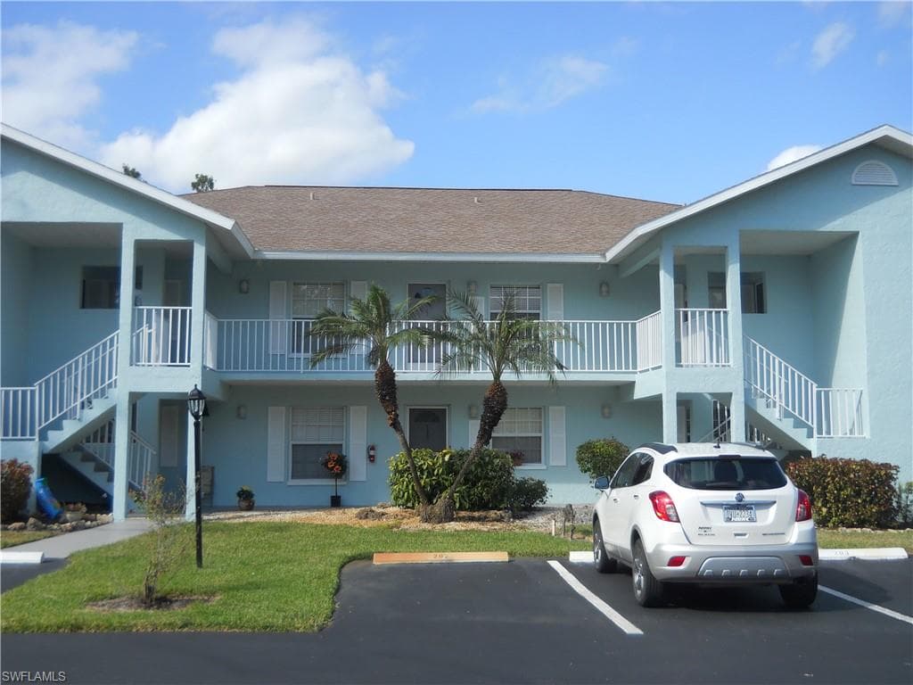5741 Whitaker RD D202 NAPLES, FL 34112
