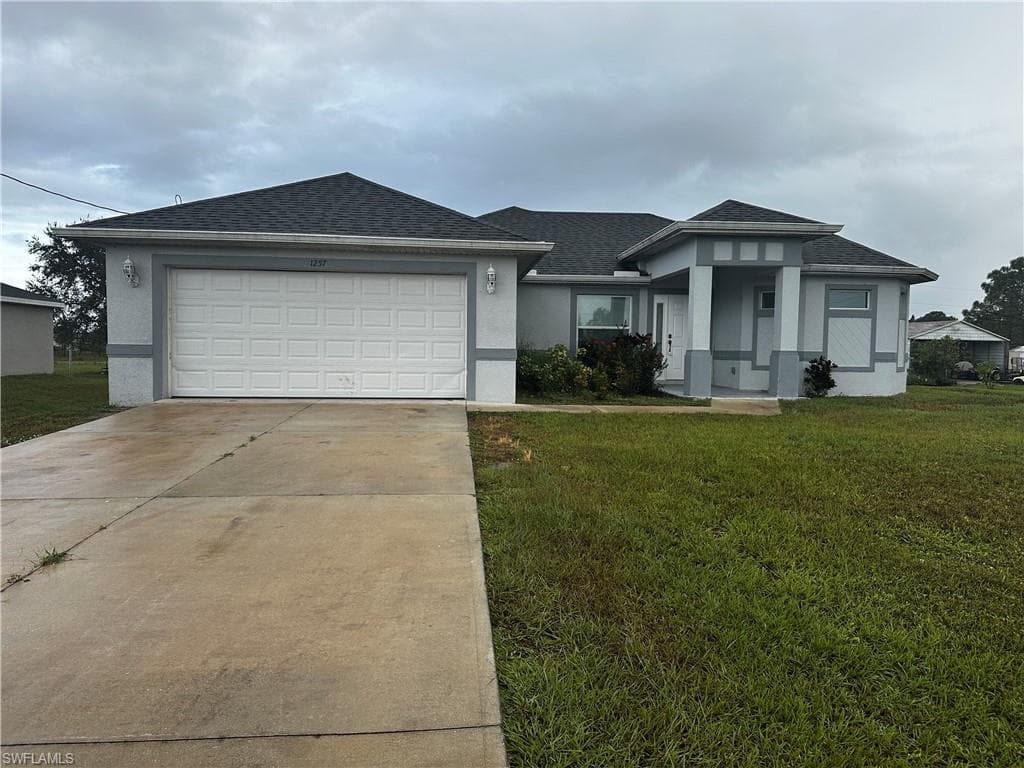 1257 Columbus BLVD FORT MYERS, FL 33913