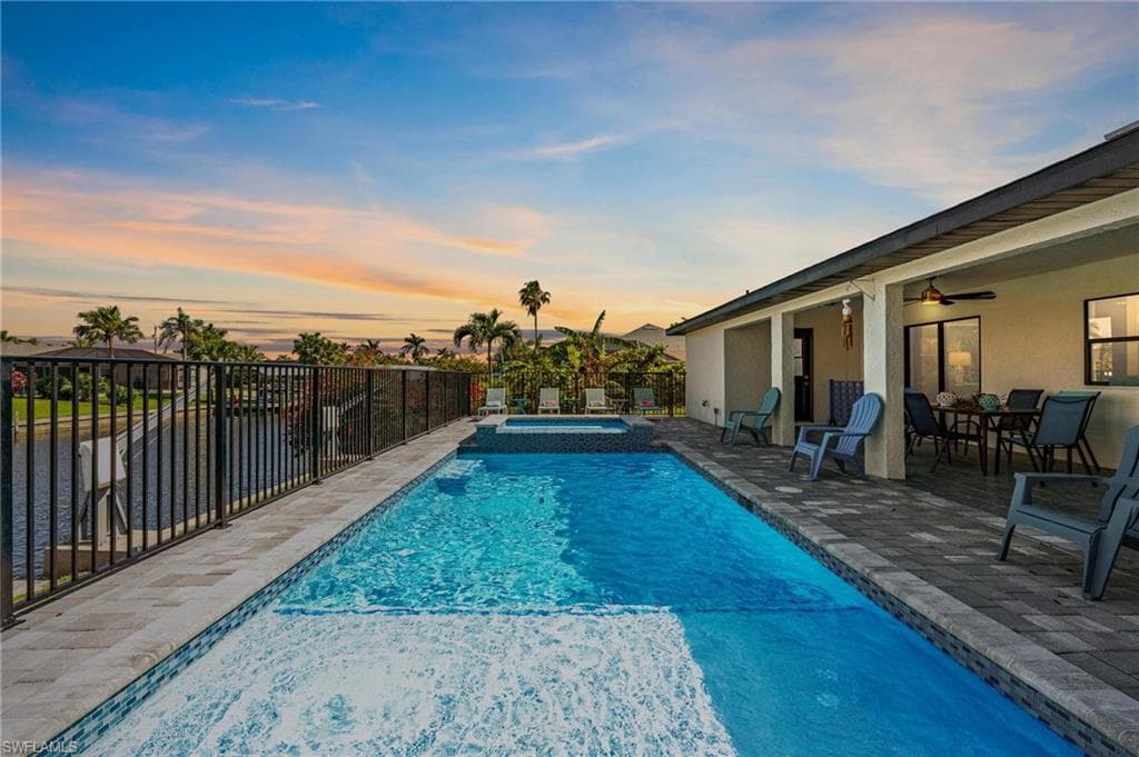 4527 Pelican BLVD CAPE CORAL, FL 33914