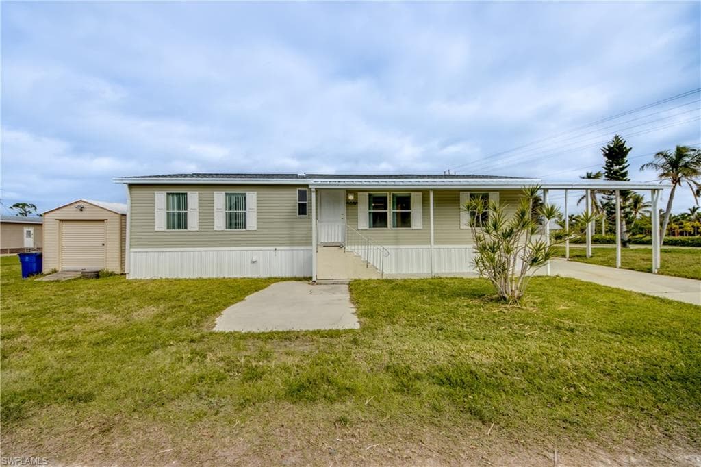 5930 Bomar LN BOKEELIA, FL 33922