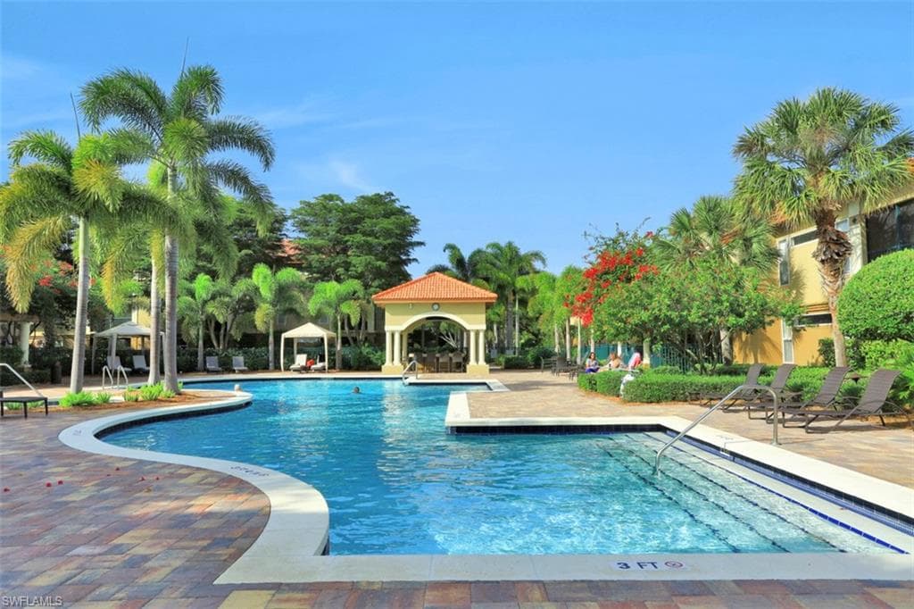 8870 Colonnades CT W 317 BONITA SPRINGS, FL 34135