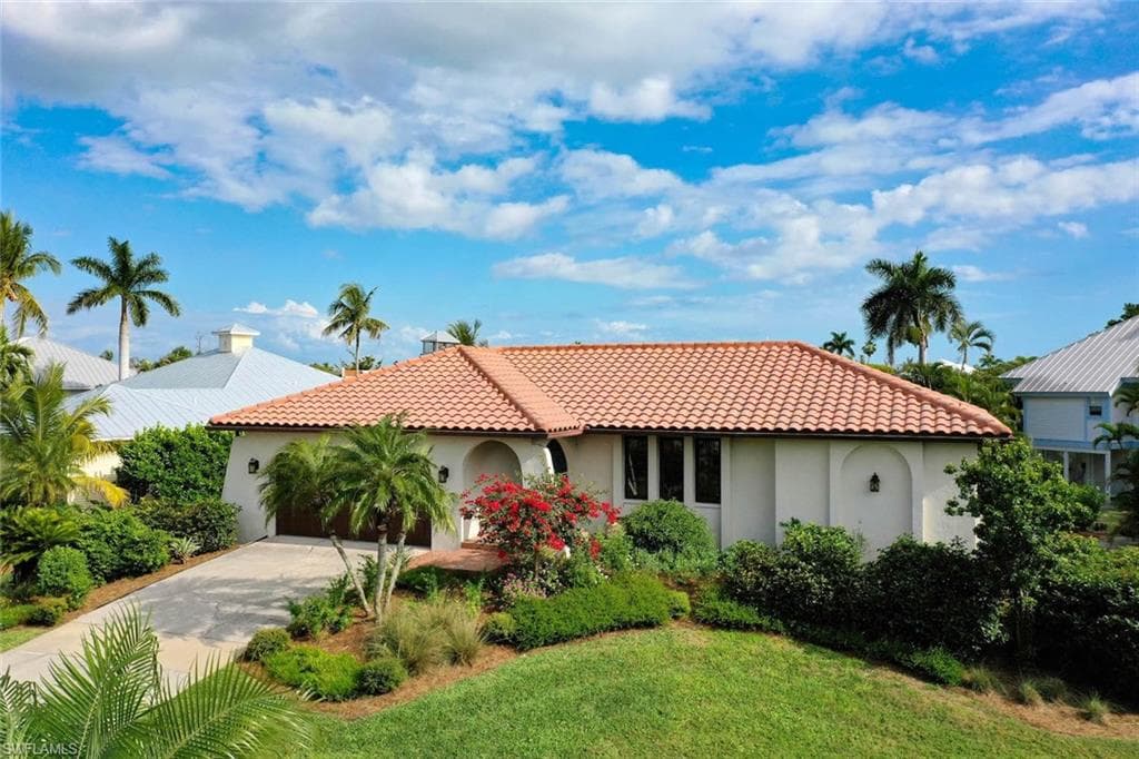 1421 Sand Castle RD SANIBEL, FL 33957