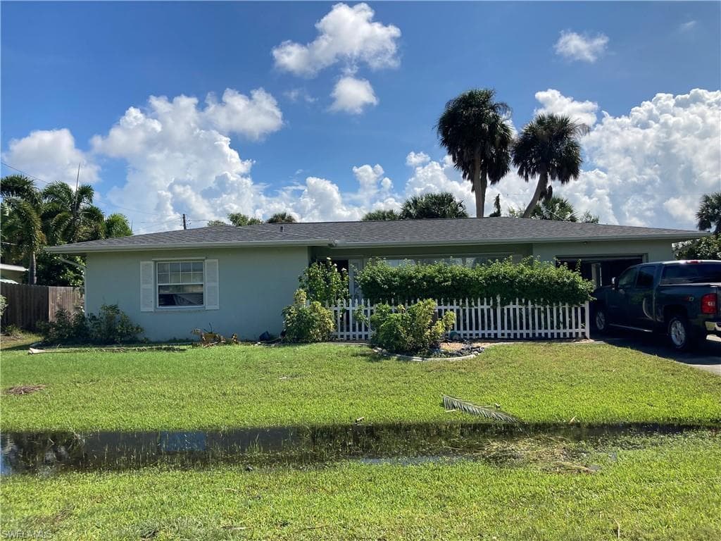 3030 Palm DR PUNTA GORDA, FL 33950