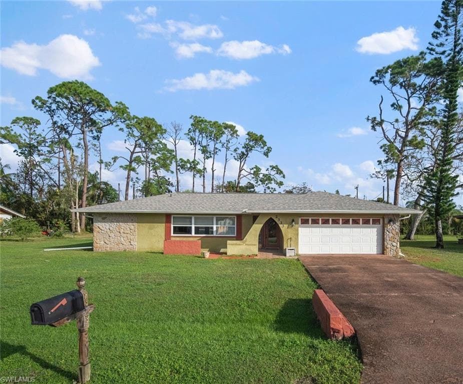 2333 Dover AVE FORT MYERS, FL 33907