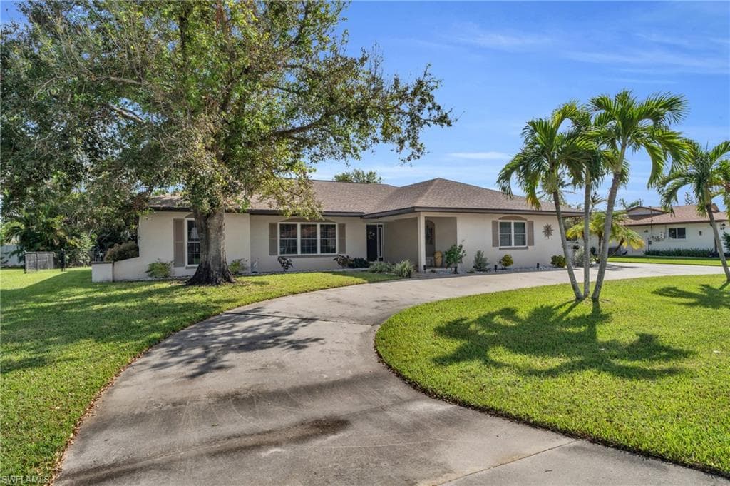 3737 SE 4th AVE CAPE CORAL, FL 33904