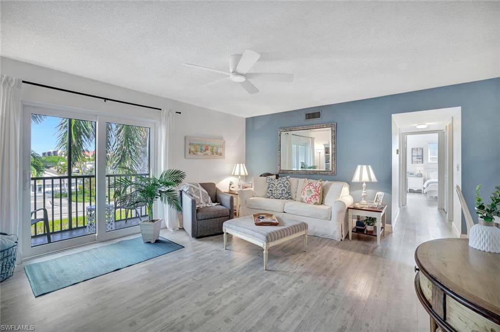 766 Central AVE 303 NAPLES, FL 34102