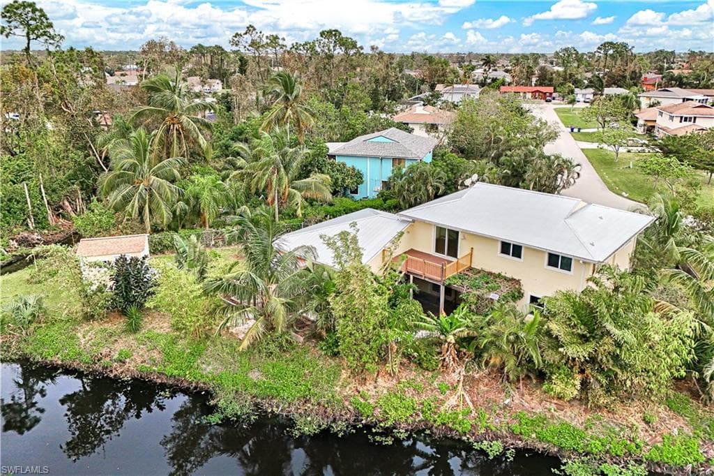 8225 Lake San Carlos CIR FORT MYERS, FL 33967