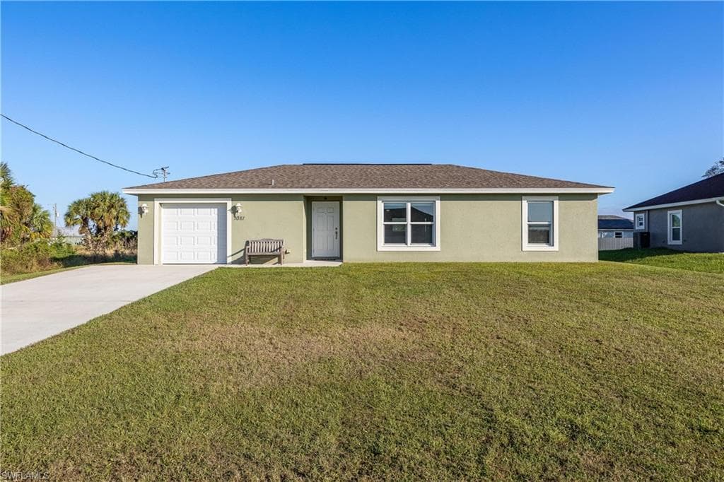 1081 Jupiter LOOP LABELLE, FL 33935