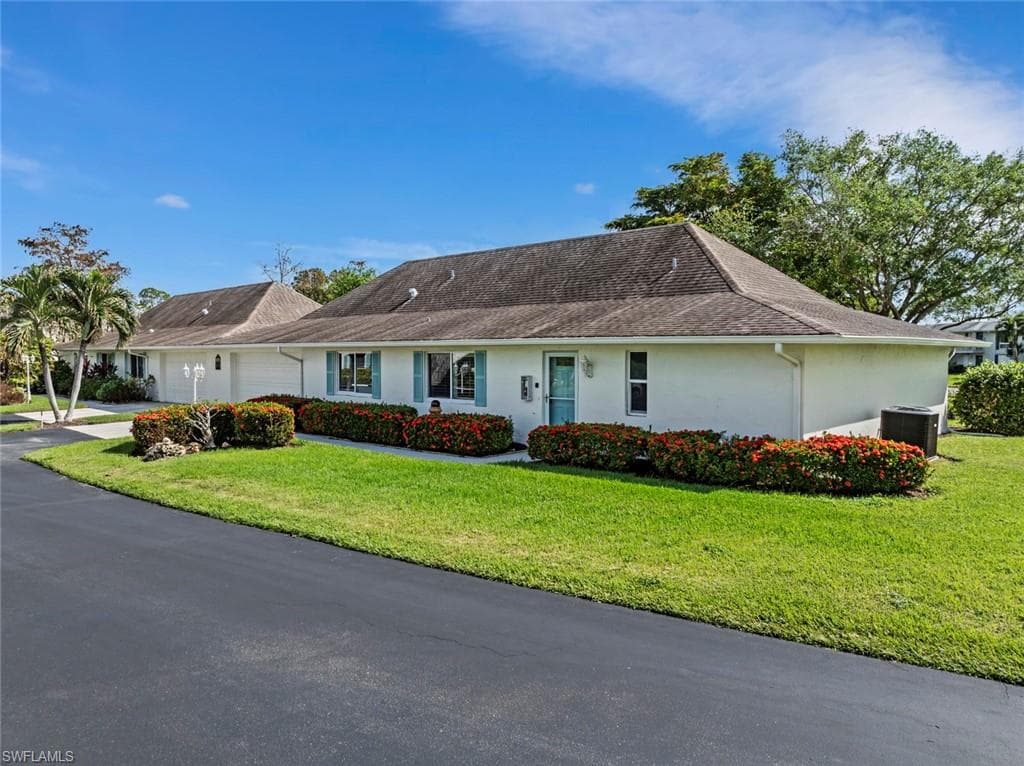 138 Quails Nest RD 1101 NAPLES, FL 34112