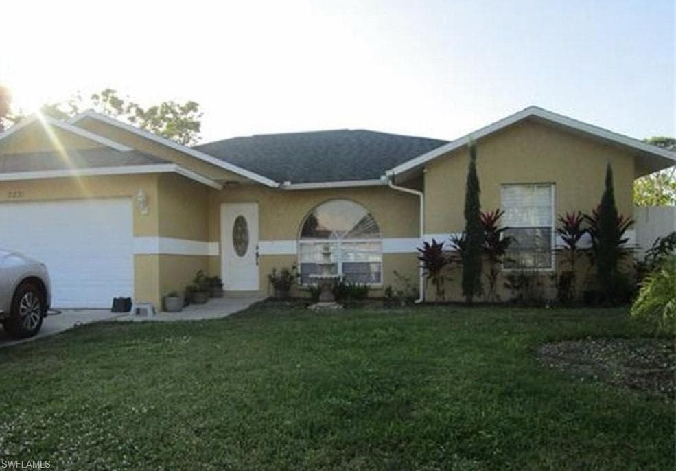 2221 54th TER SW NAPLES, FL 34116