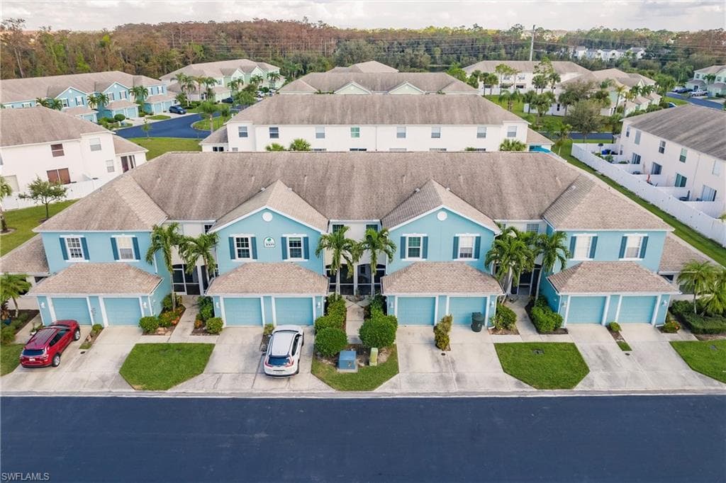 3009 Palmetto Oak DR 102 FORT MYERS, FL 33916