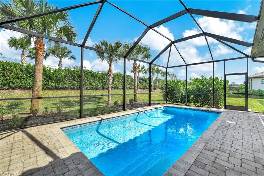 2232 Yellowfin CIR NAPLES, FL 34114