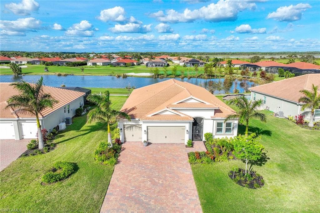 18691 Ensenada DR NAPLES, FL 34114