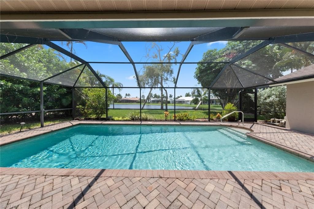 28561 Winthrop CIR BONITA SPRINGS, FL 34134