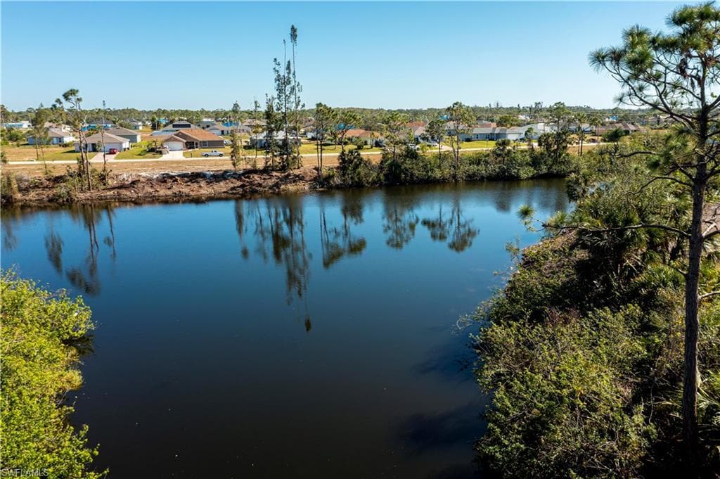 4406 NE 21st AVE CAPE CORAL, FL 33909