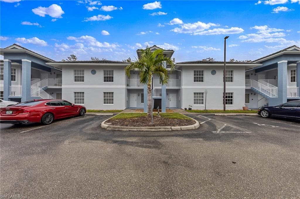 8423 Bernwood Cove LOOP 405 FORT MYERS, FL 33966