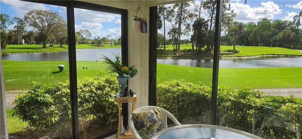 219 Fox Glen DR 1107 NAPLES, FL 34104