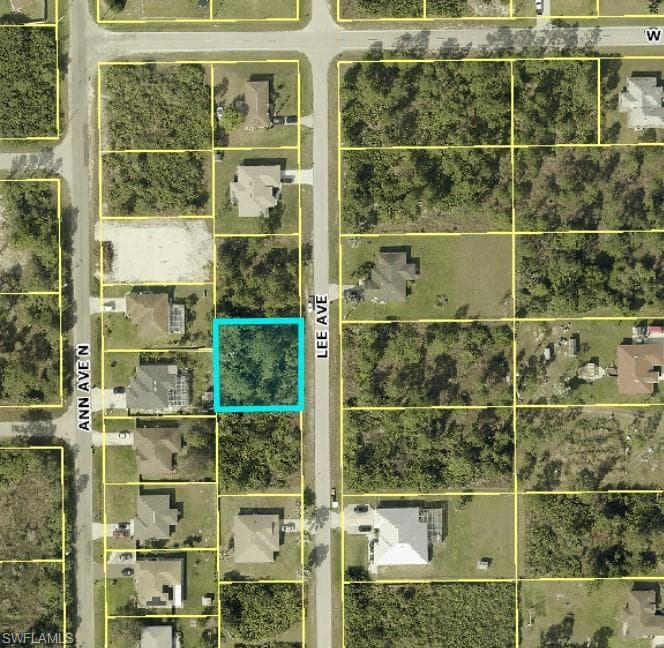 917 Lee AVE LEHIGH ACRES, FL 33972