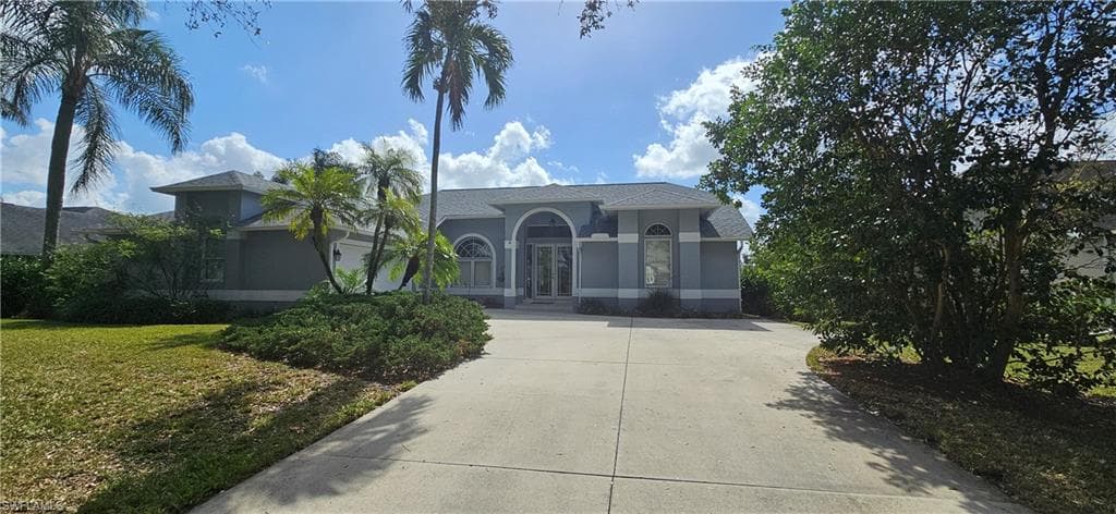 11729 Timberline CIR FORT MYERS, FL 33966