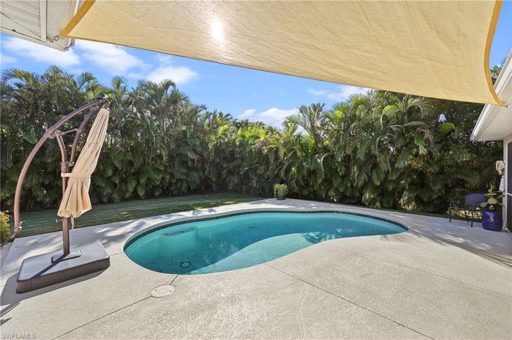 1724 54th LN CAPE CORAL, FL 33914